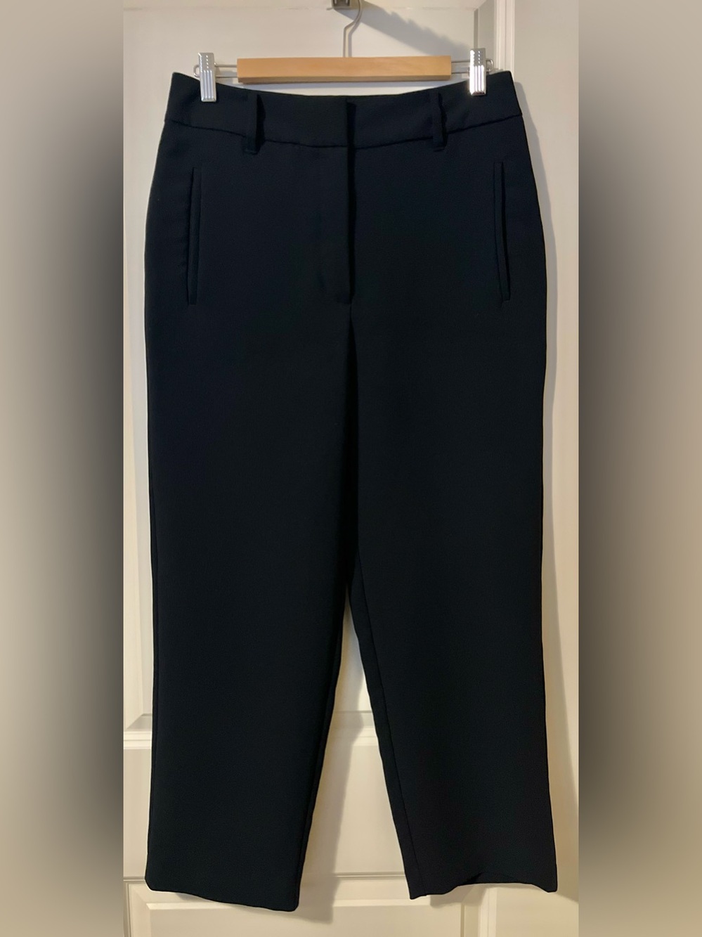 Aritzia Wilfred Crepette Yrousers Pants Size 10 Dark Navy Blue